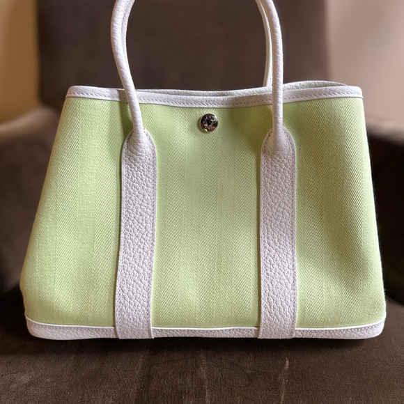 Chevron Herringbone Toile Negonda Garden Party 30 TPM Kiwi White. SOLD OUT - Picture 5 of 6